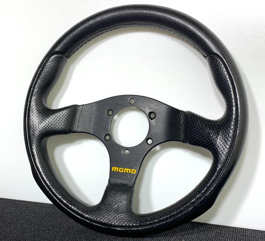 モモ ティーム ステアリング 30パイ 小径モデル 美品 現行モデル ネジ付き