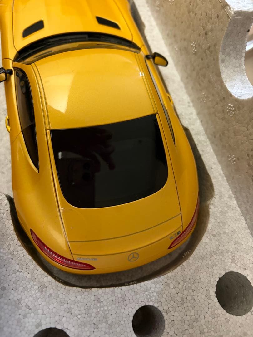 Mercedes公式 AMG GT S イエロー 1/18スケール
