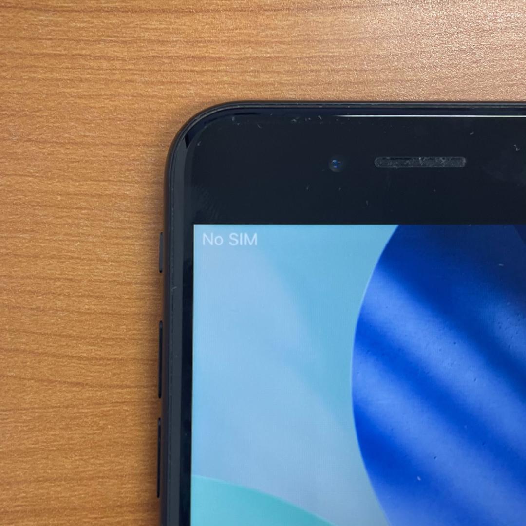 茂*治様 動作確認済み iPhone SE 第2世代 128GB ID:B950