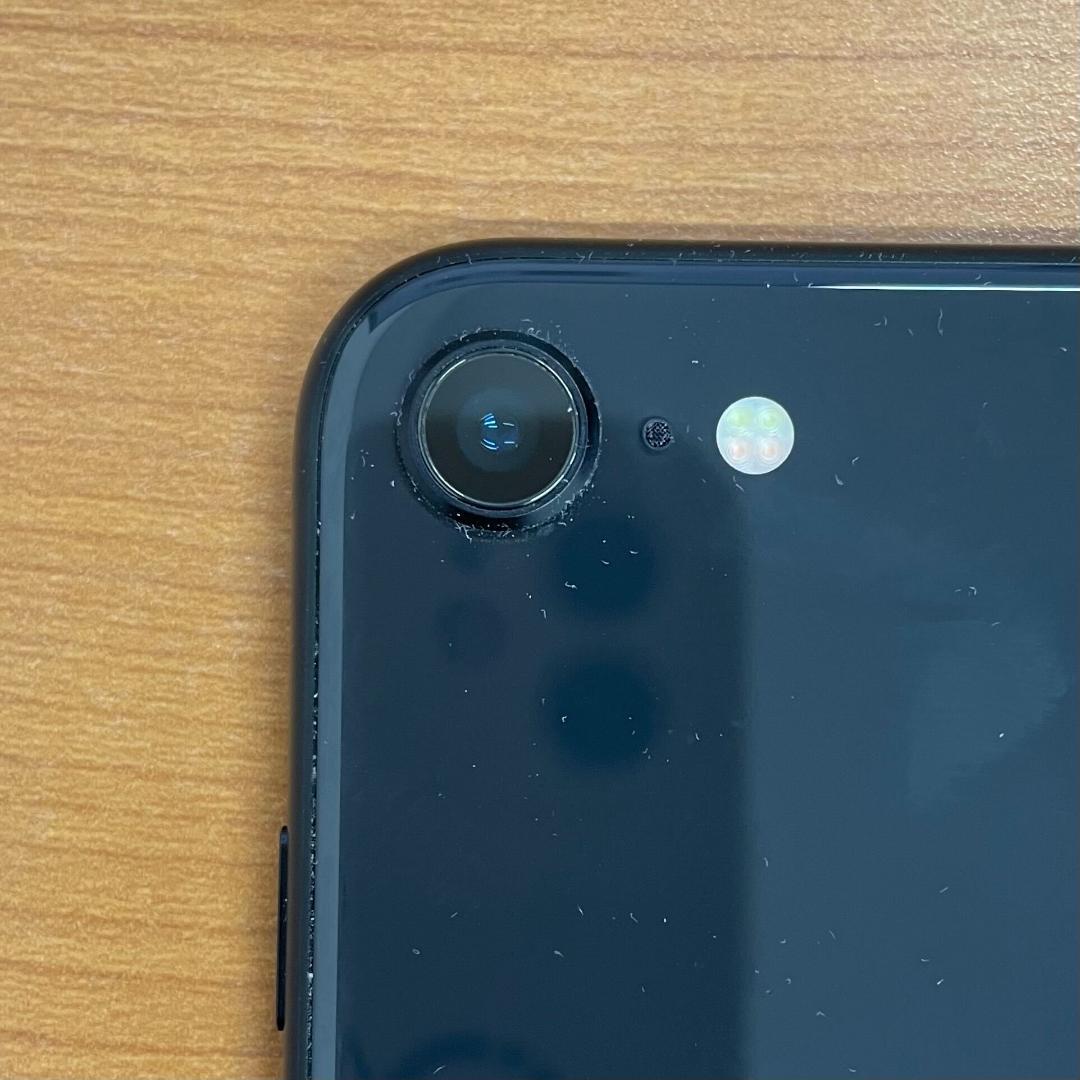 茂*治様 動作確認済み iPhone SE 第2世代 128GB ID:B950