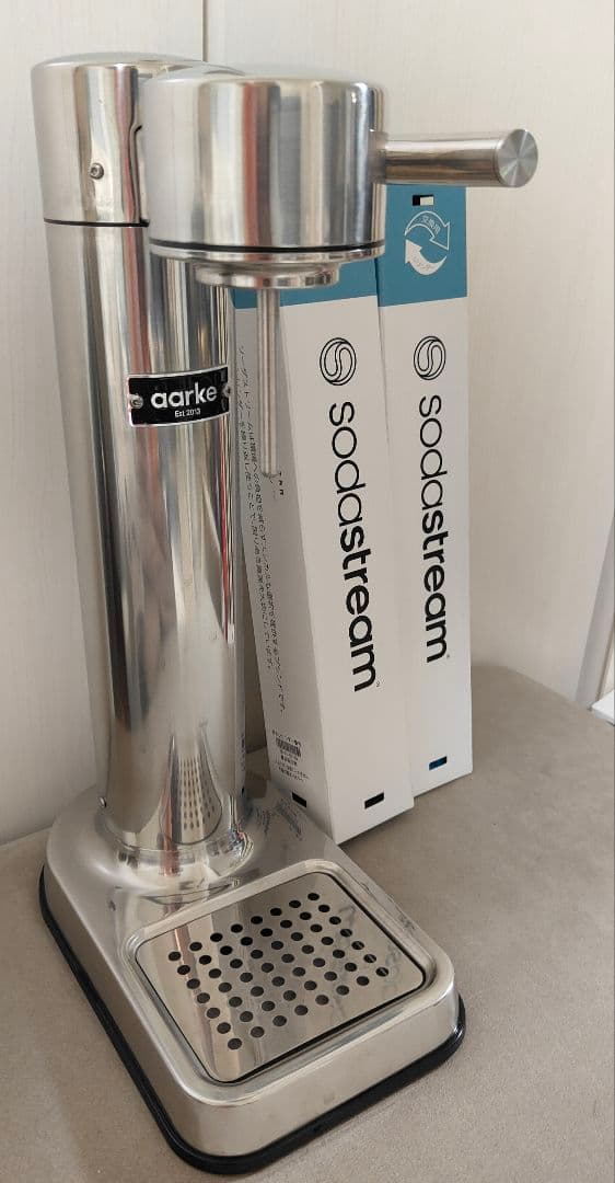 aarke アールケ カーボネーター3 スチールシルバー 交換用シリンダー2本付