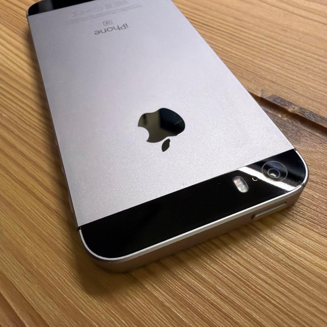 iPhone SE （第1世代） 64GB スペースグレイ　バッテリー83%