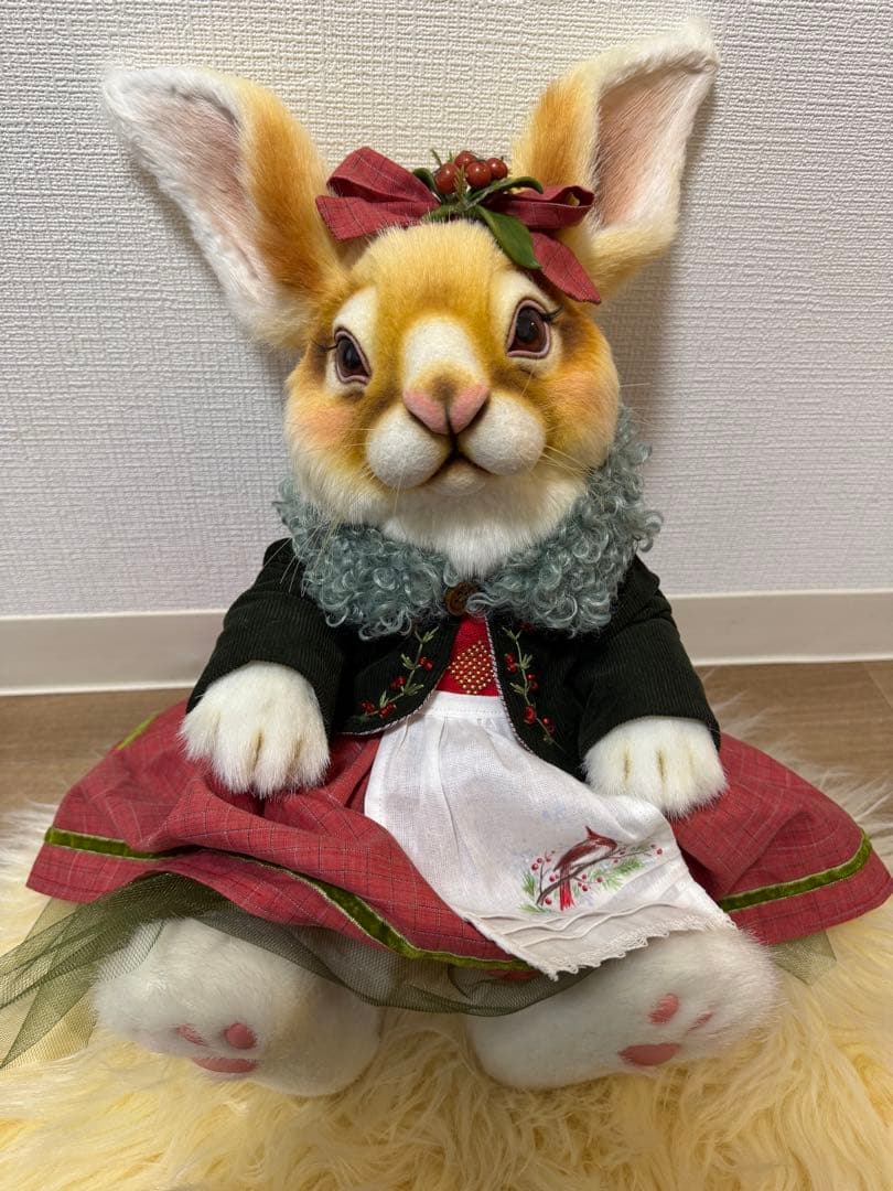 【最終価格】海外作家様作　アートドール　ワンピースを着たうさぎ