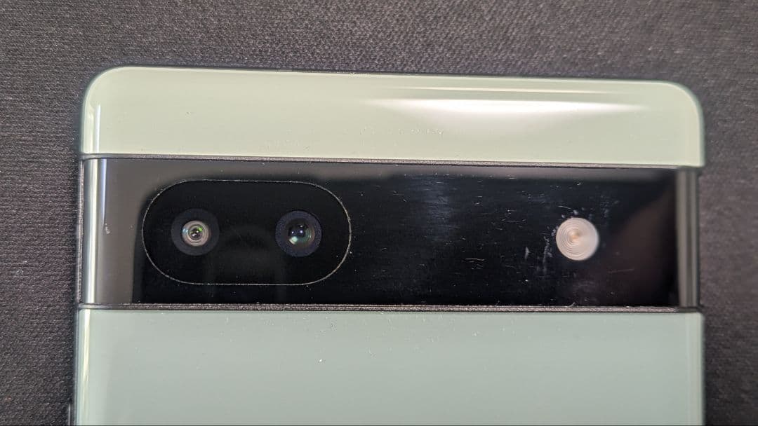 【中古】Google Pixel 6a 本体 充電ケーブル付き【保護ケース付】