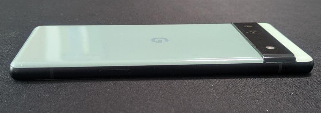 【中古】Google Pixel 6a 本体 充電ケーブル付き【保護ケース付】