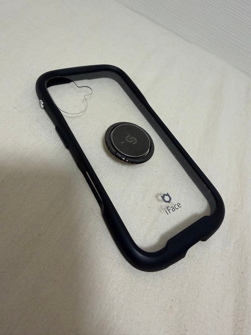 Apple iPhone 16 ブラック 本体 iFaceケース付き