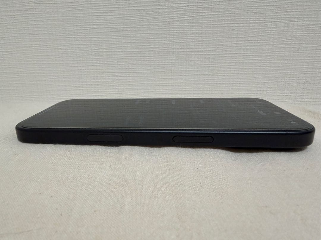 Apple iPhone 16 ブラック 本体 iFaceケース付き