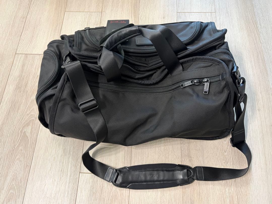 TUMI ボストンバッグ ブラック