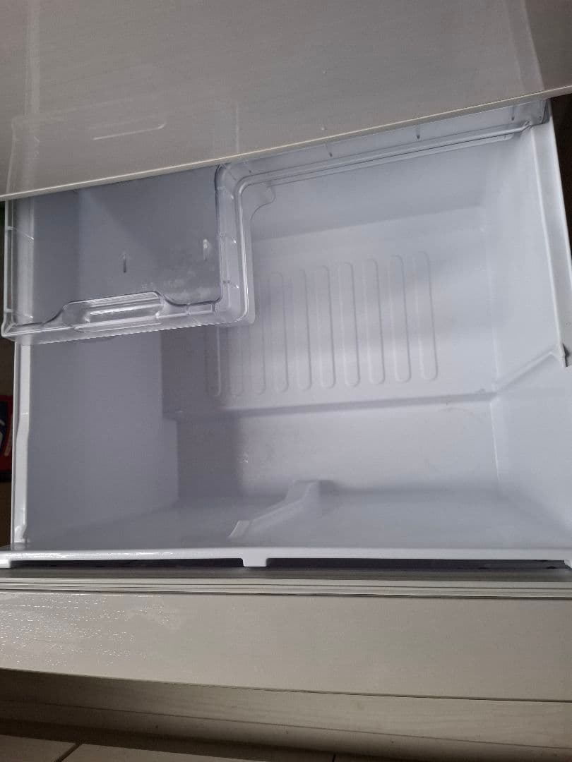 【5/5まで】SHARP 冷蔵庫 SJ-PW41C ホワイト　設置まで