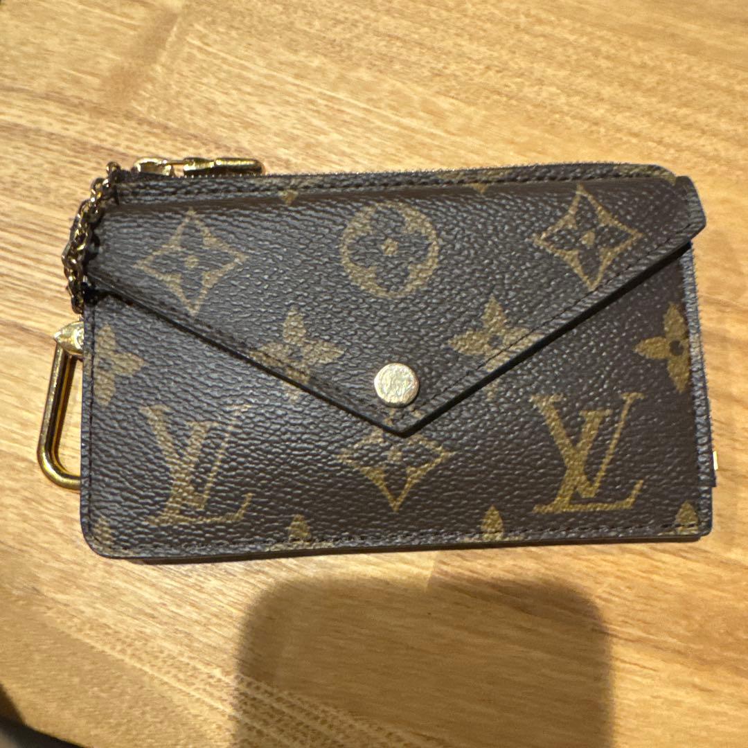 vuitton カードケース ポルト カルト・レクト ヴェルソ キーケース
