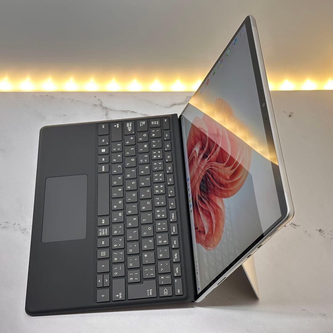 【準新品】Surface Pro 8 Corei5/8/128
