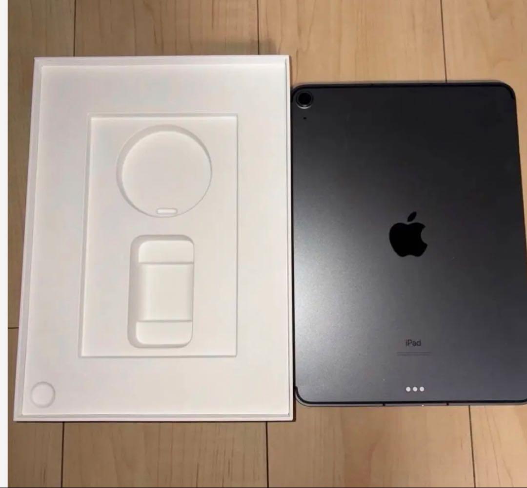 iPad Air 設定上表示100%SIMフリー+ Bluetoothキーボード