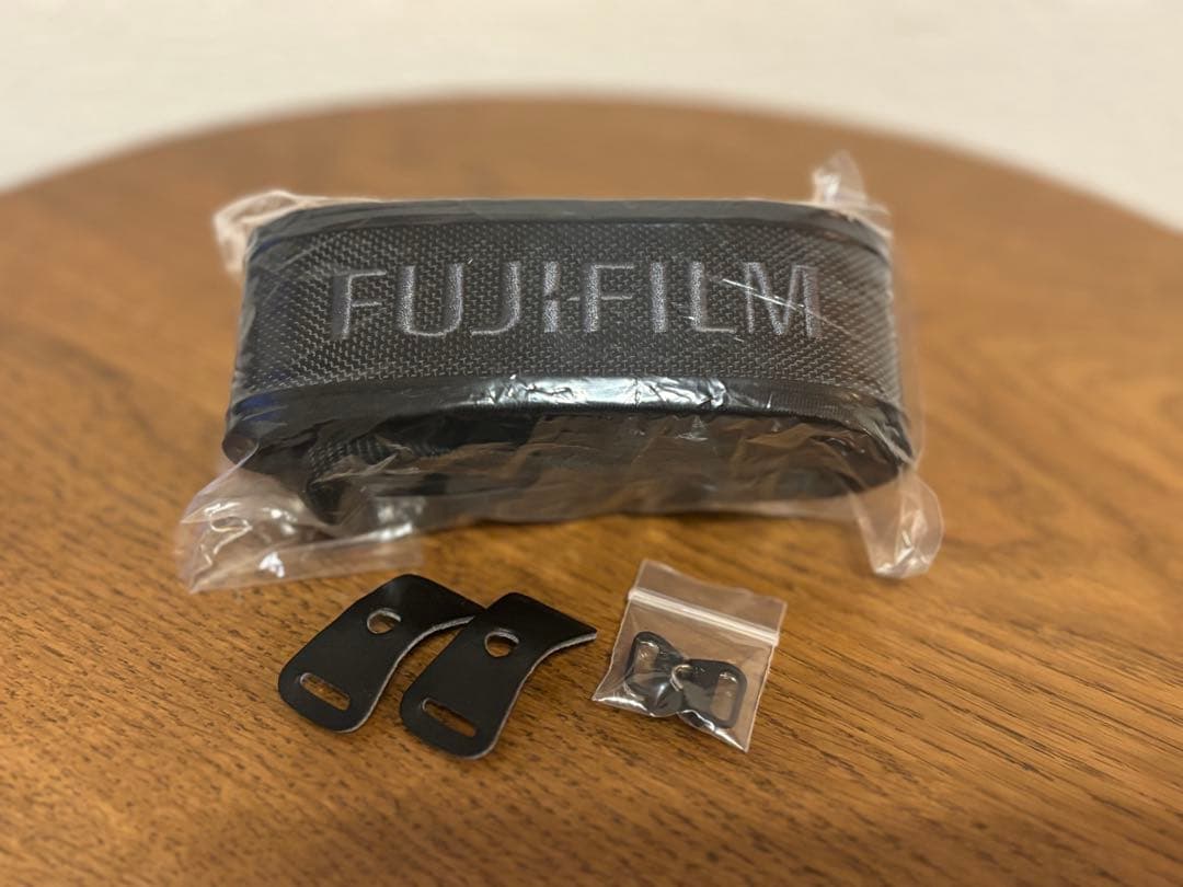 美品 FUJIFILM X-T4 XF16-80mmレンズキット おまけ付き