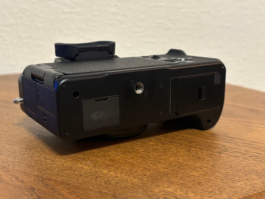 美品 FUJIFILM X-T4 XF16-80mmレンズキット おまけ付き