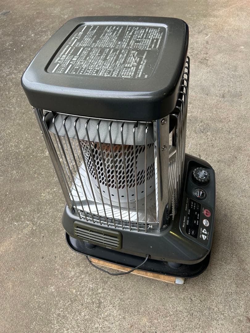 DAINICHI KDM-105F 石油ファンヒーター