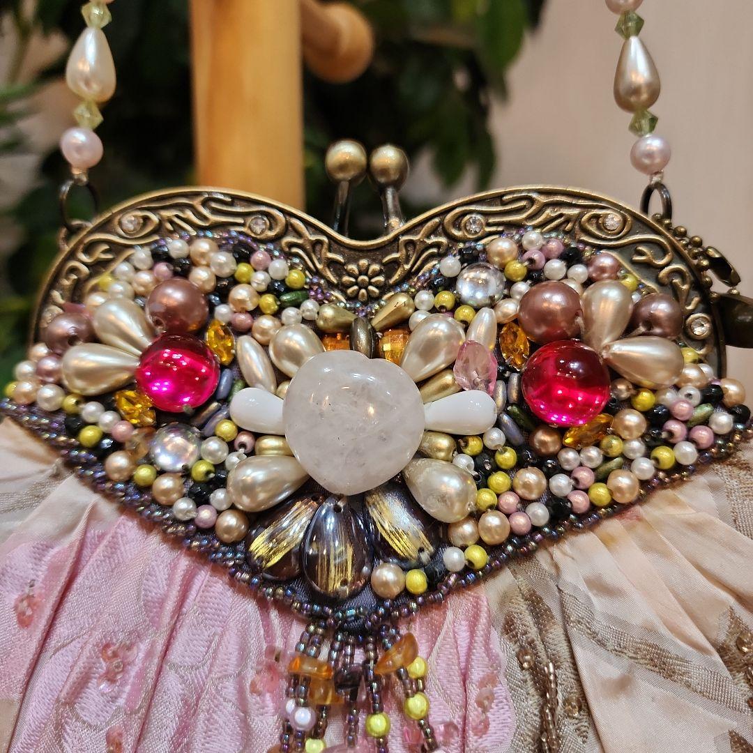 MARY FRANCES:メリーフランシスビーズ装飾パーティーバッグ