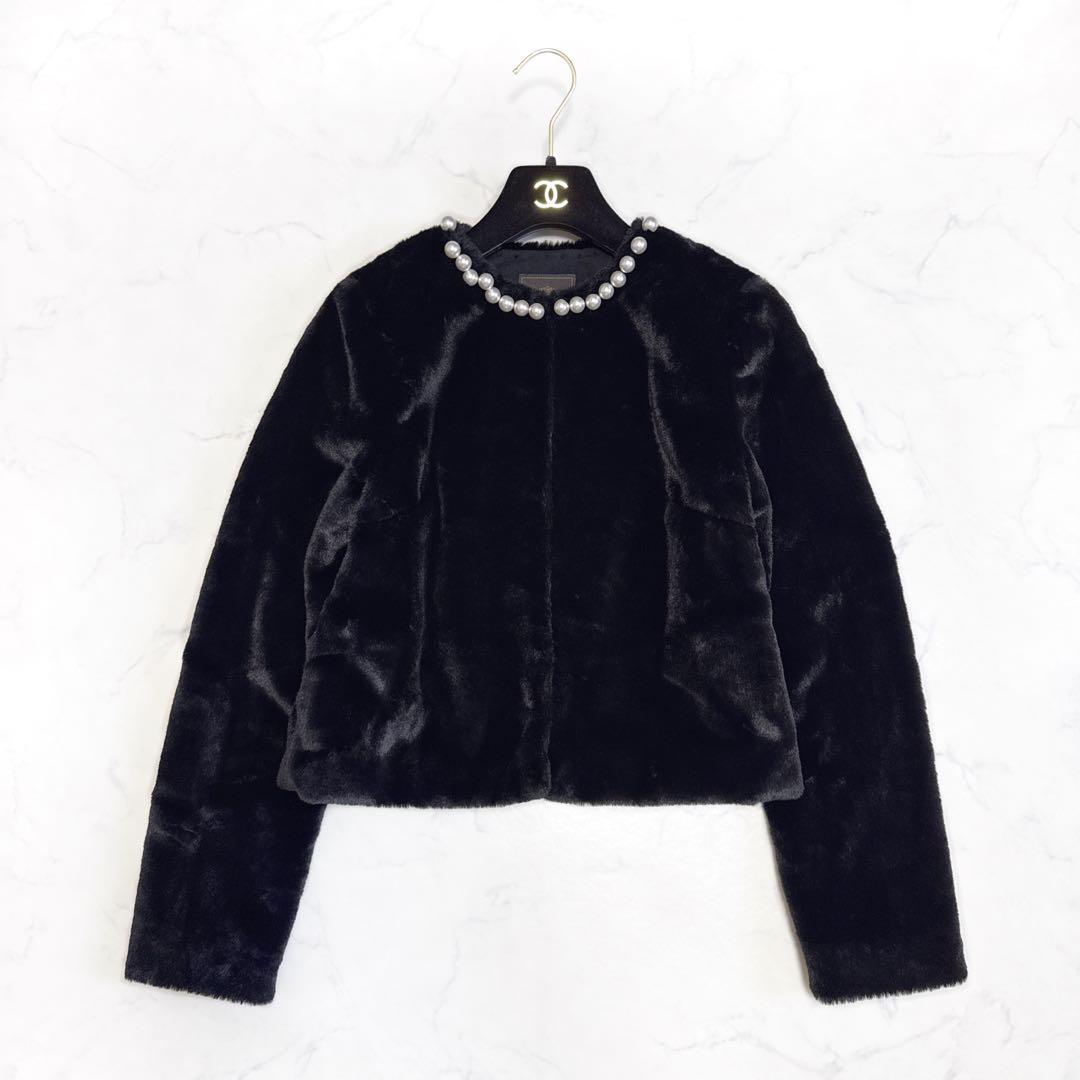 23年 TOCCA トッカ CUSHY ノーカラーフェイクファーコート ブラック