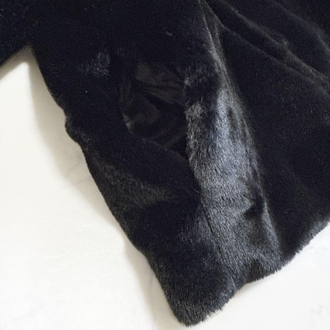 23年 TOCCA トッカ CUSHY ノーカラーフェイクファーコート ブラック