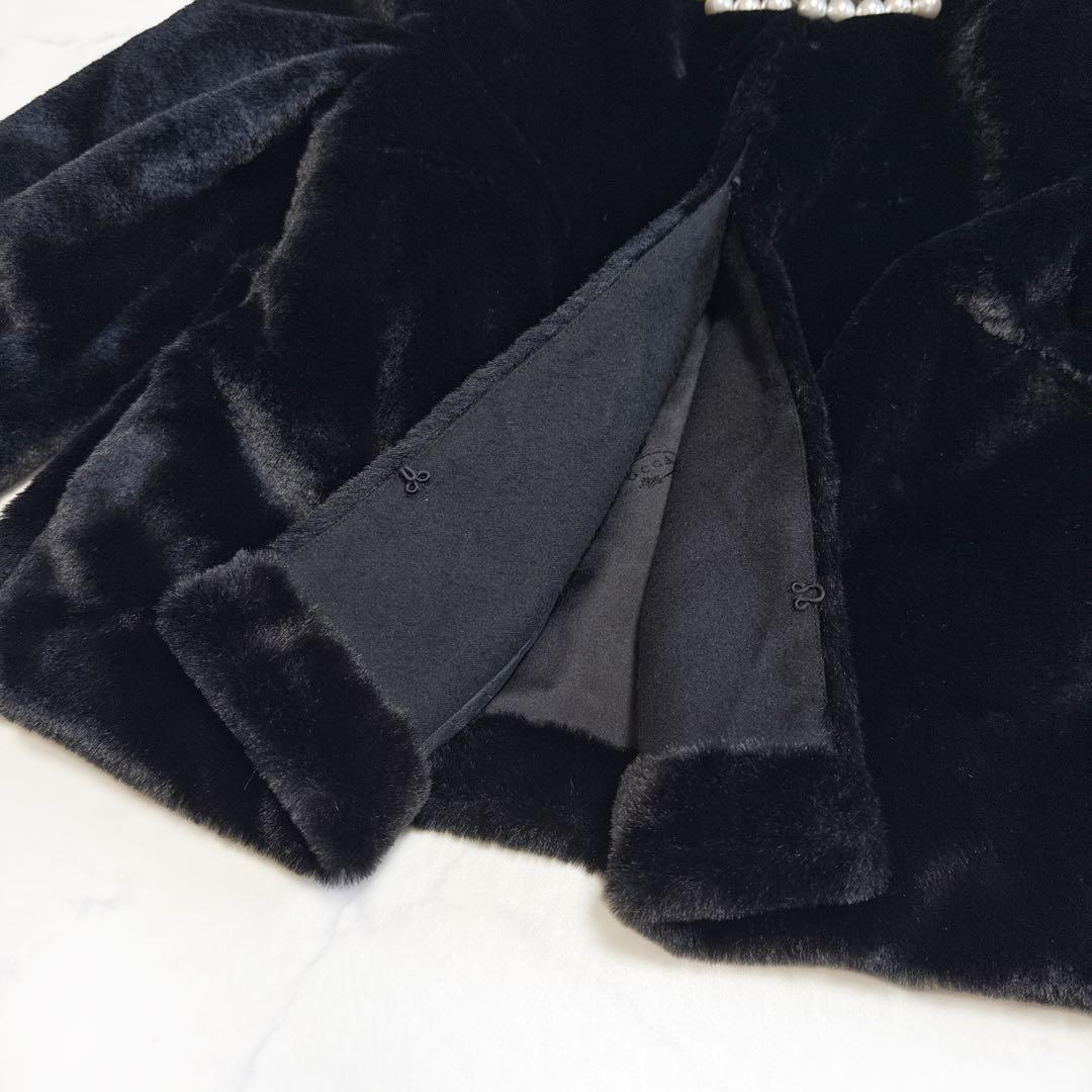 23年 TOCCA トッカ CUSHY ノーカラーフェイクファーコート ブラック