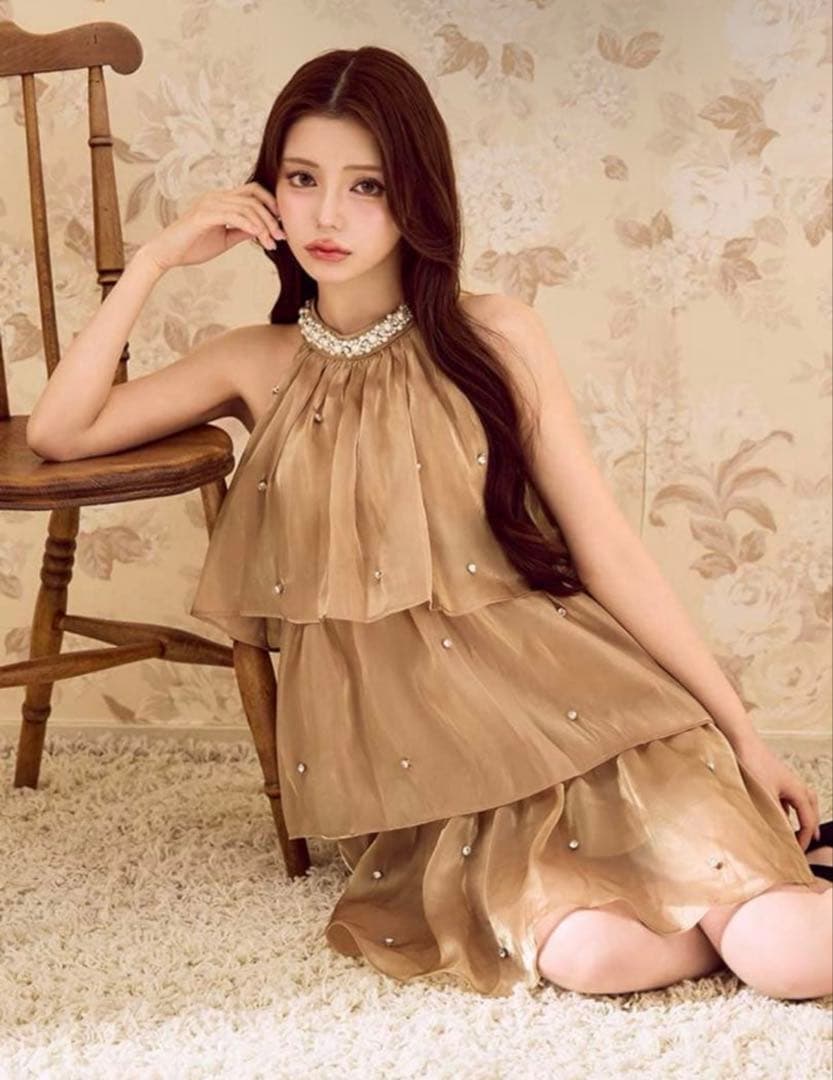 JEWELS シフォンティアードビジューミニドレス　Sサイズ　ベージュ