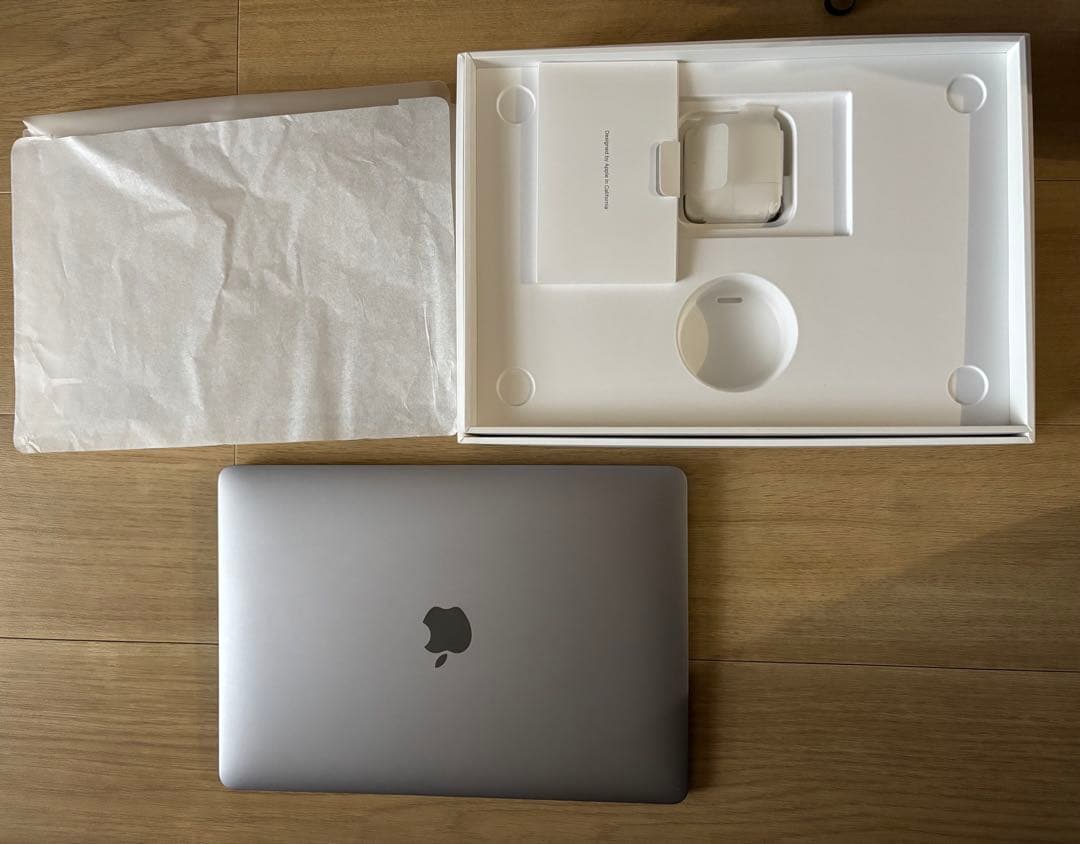 【極美品】macbook air M1 8gb 256gb