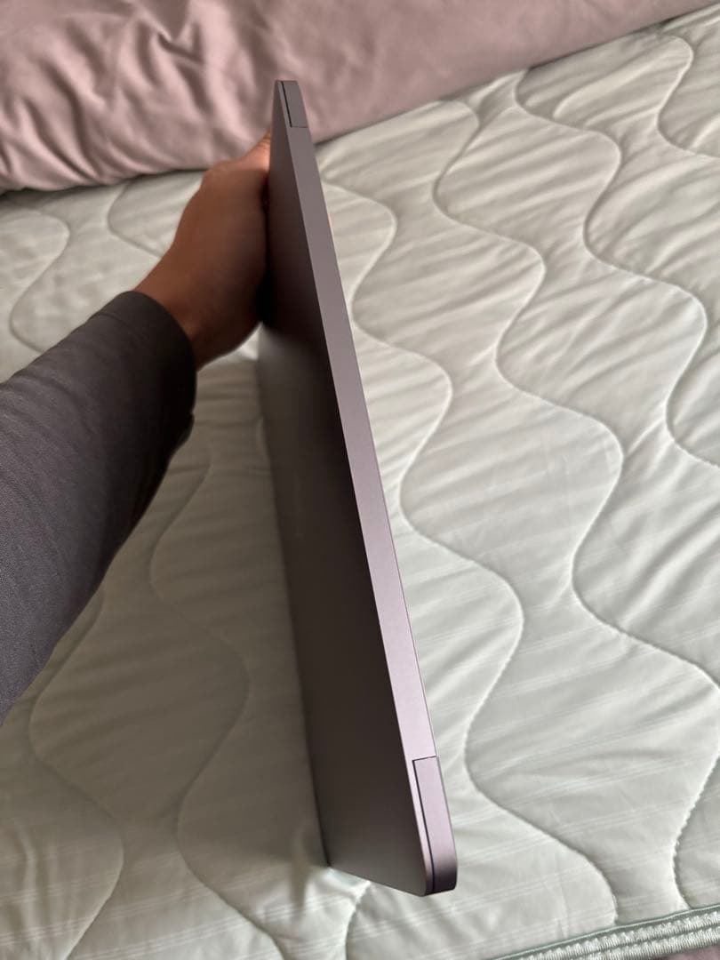 【極美品】macbook air M1 8gb 256gb