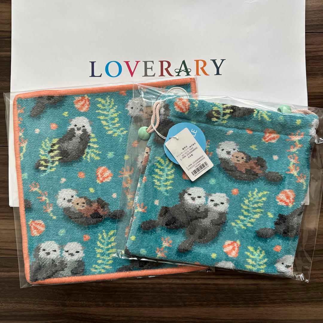 ラブラリーバイフェイラー　プカプカラッコ　巾着　ハンカチ（web限定）