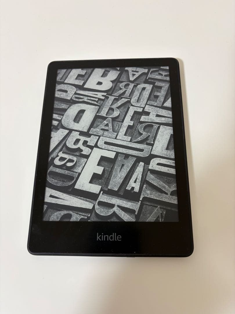 Kindle Paperwhite 16GB 色調調節ライト（第11世代）