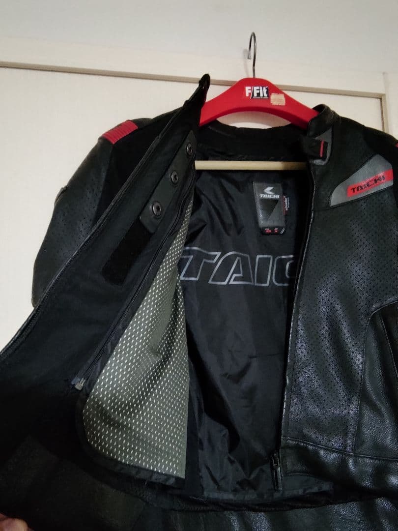 RSタイチ　 RSJ833 GPXラプターレザージャケット