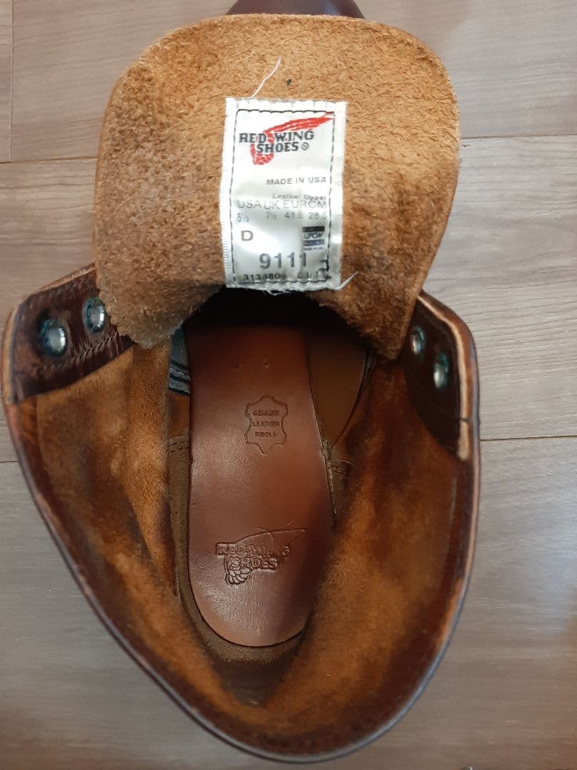 レッドウィング　９１１１　サイズ８.５Ｄ　２６.５センチ