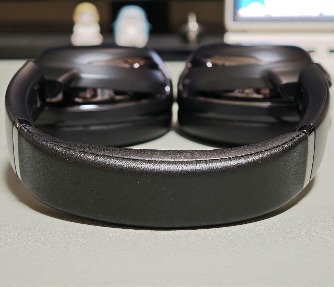 【ほぼ未使用】JBL Tour One M2 ワイヤレスヘッドホン スタンド付き