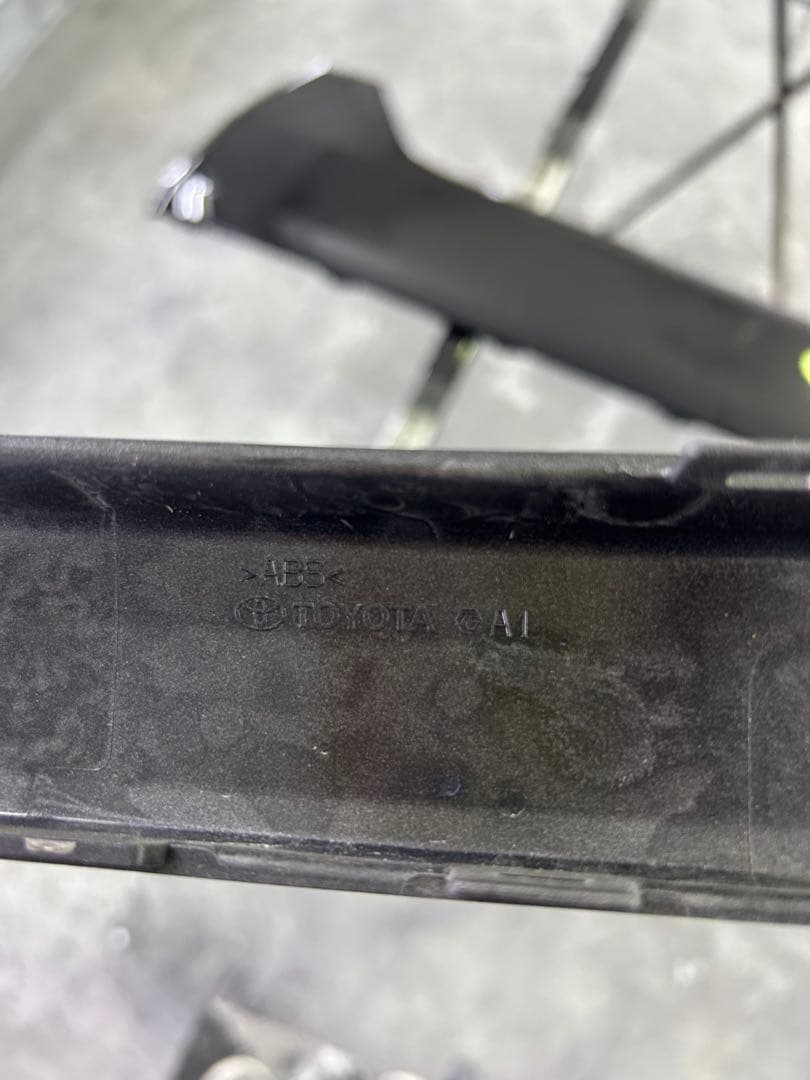 K*プ様 ハイエース　ナロー　標準　グリル　艶ありブラック　202