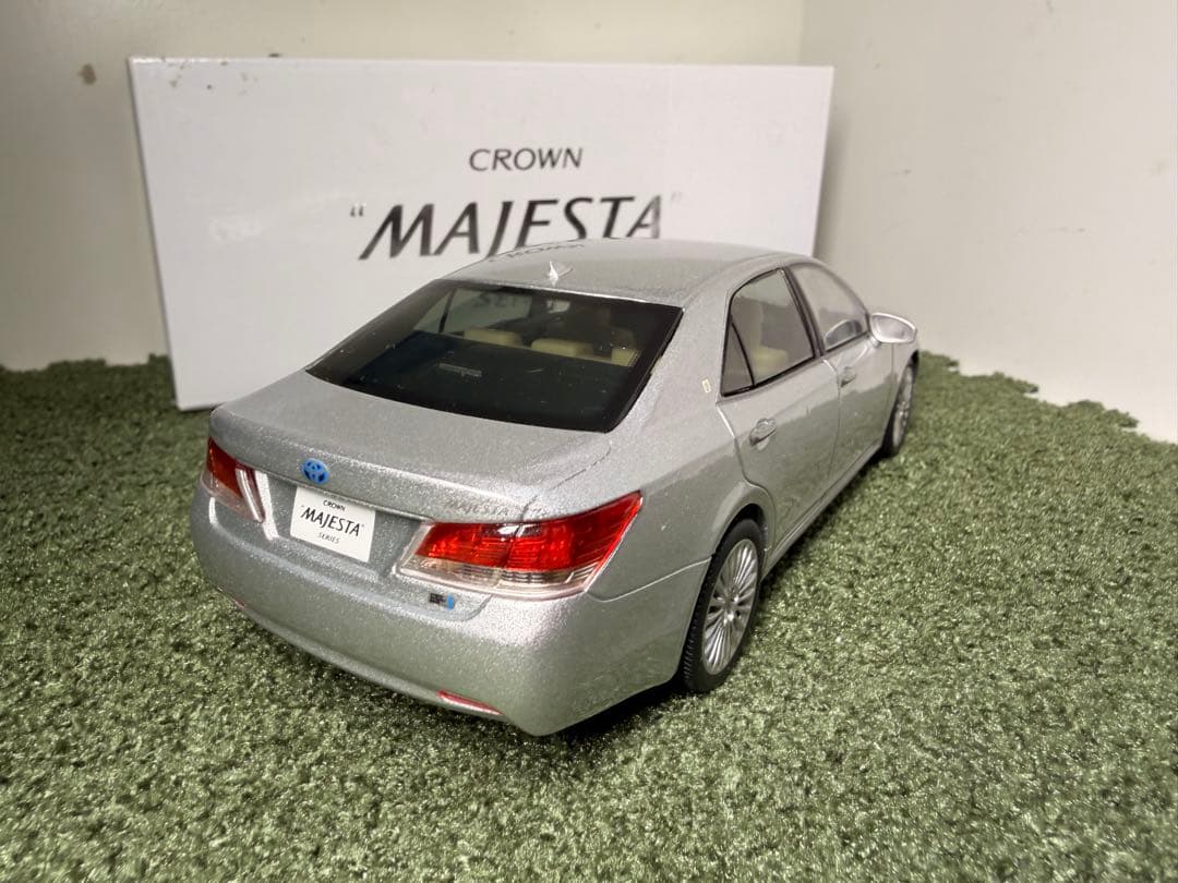 非売品　TOYOTA クラウンマジェスタ　カラーサンプル