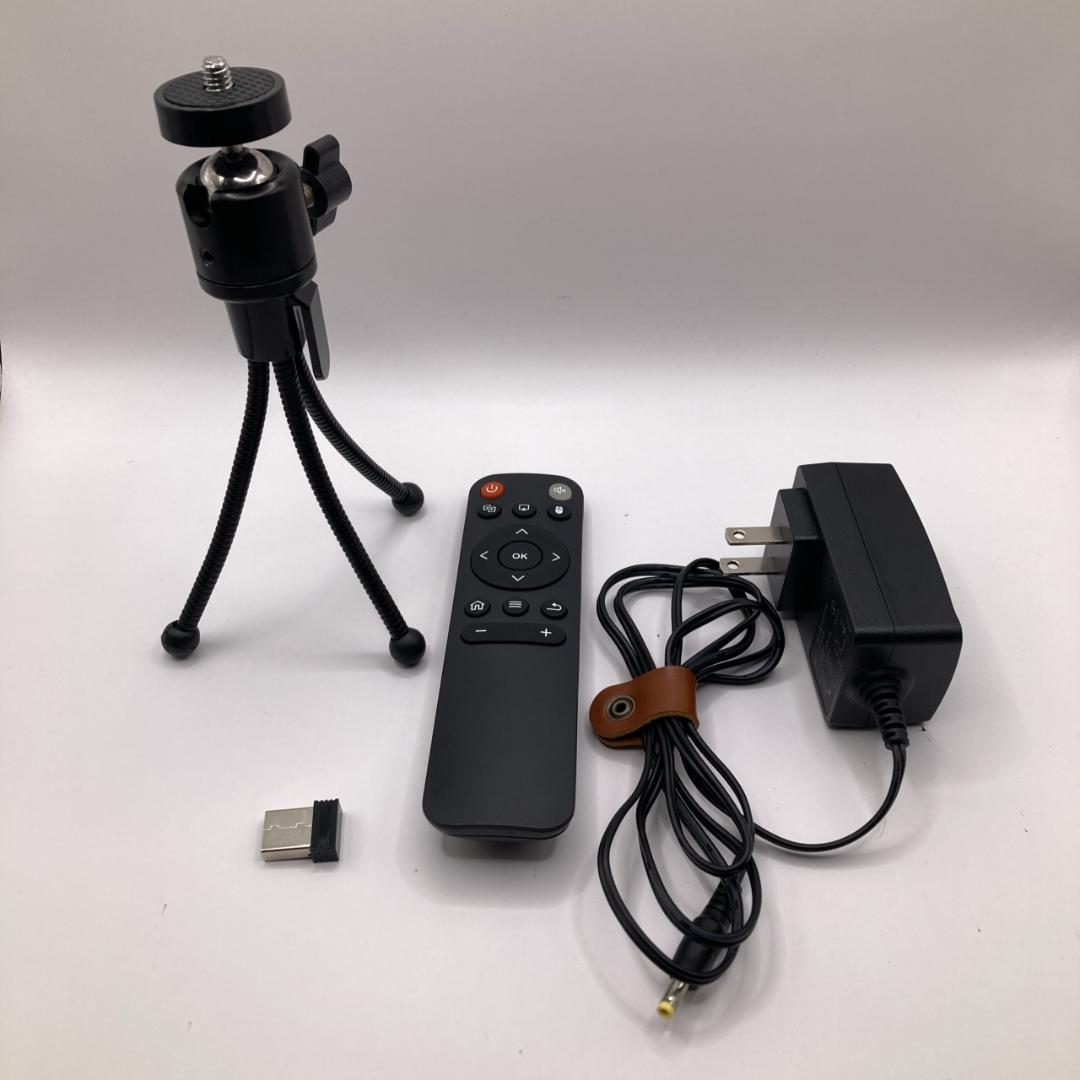 【美品】スマホ型プロジェクター　KABENI　カベーニ UENO-mono