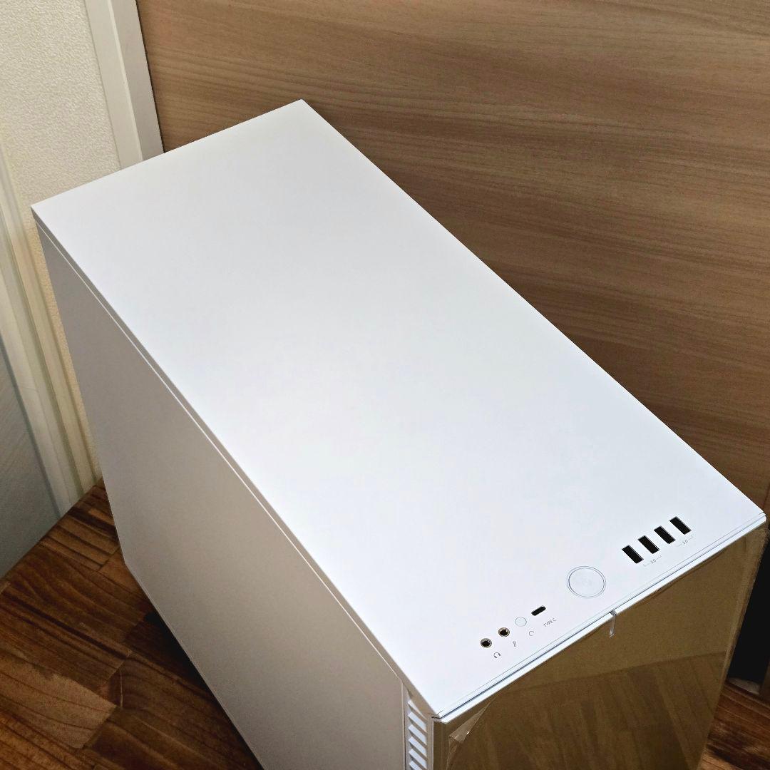 Define 7 Solid FD-C-DEF7A ホワイト