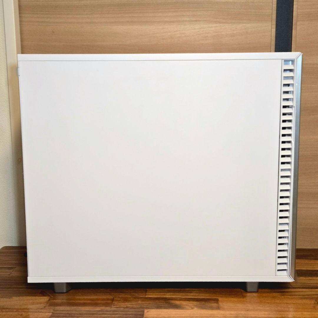 Define 7 Solid FD-C-DEF7A ホワイト