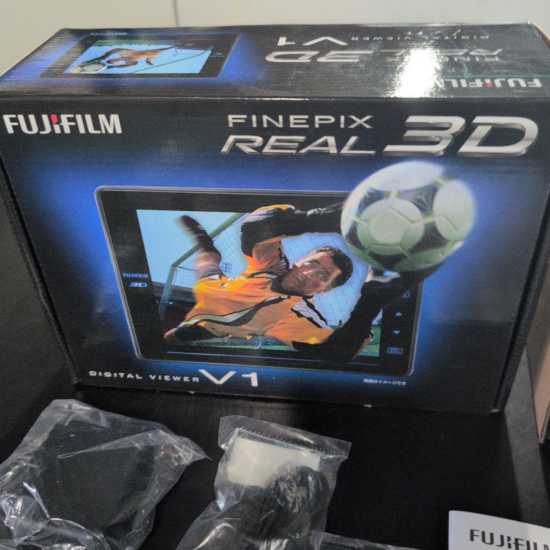 ★ FUJIFILM FINEPIX REAL 3D V1 新品未使用