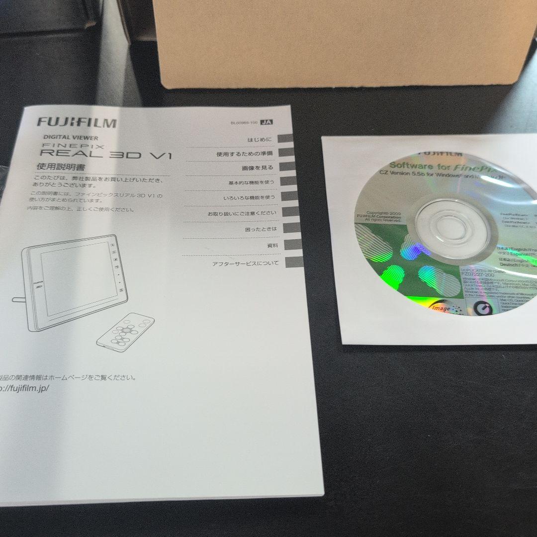 ★ FUJIFILM FINEPIX REAL 3D V1 新品未使用