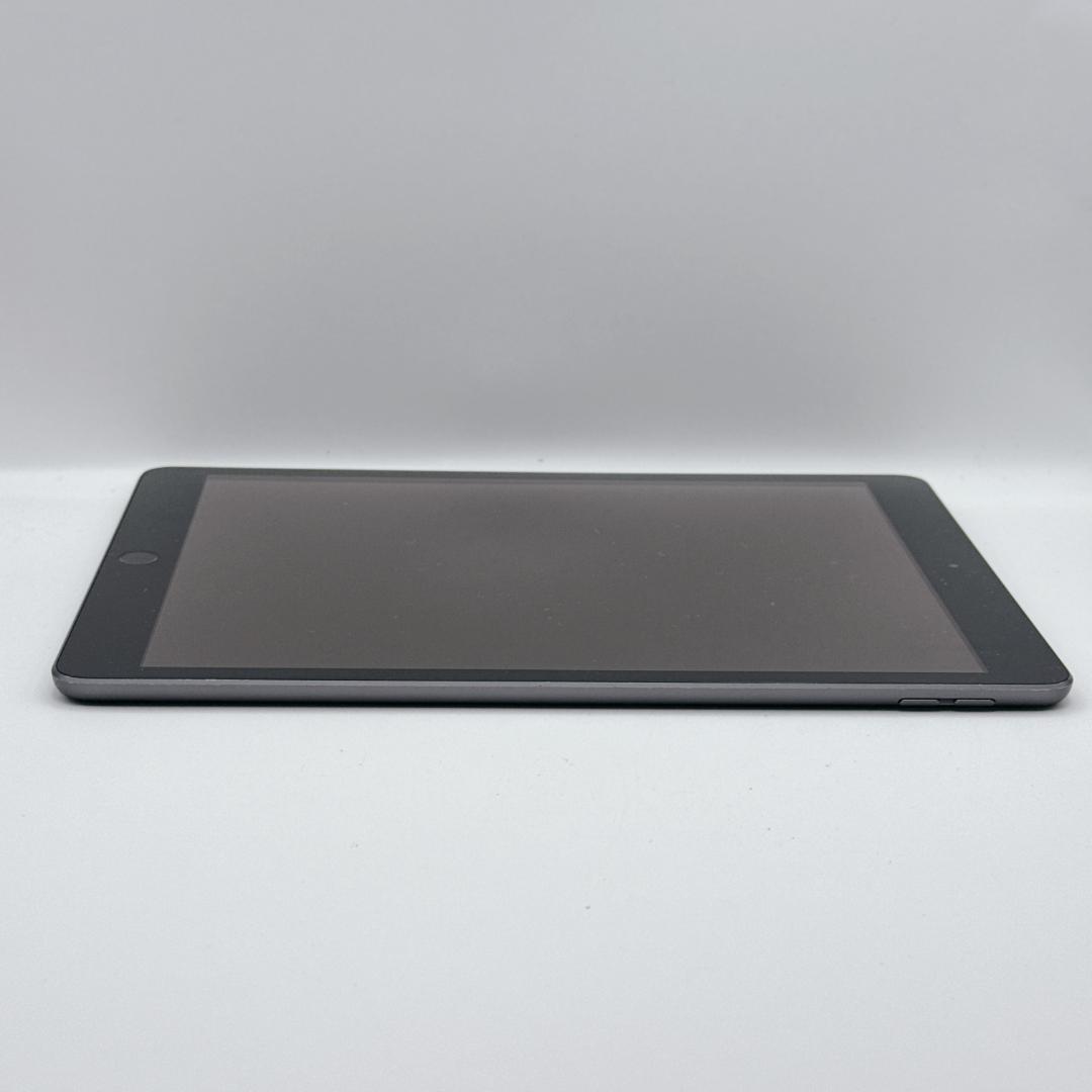 専用予約済み【美品】iPad (第7世代) 32GB Wi-Fiモデル スペース