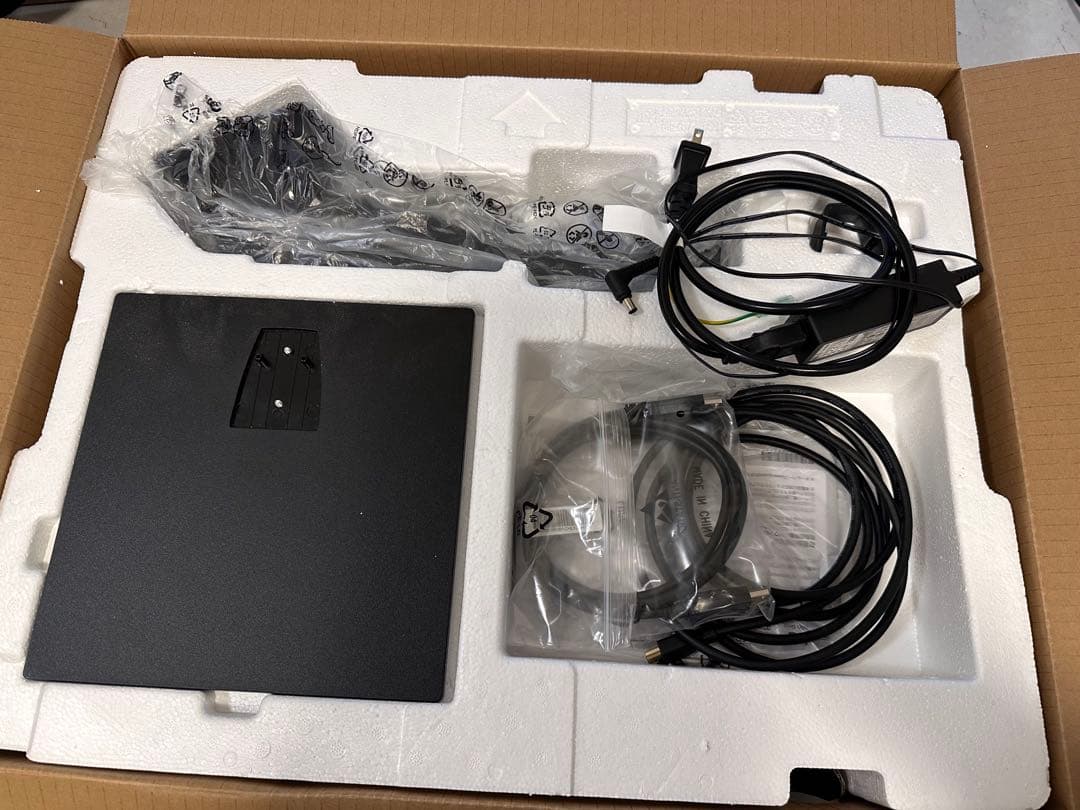 LG FullHD ディスプレイ　24QP550-B 液晶モニター