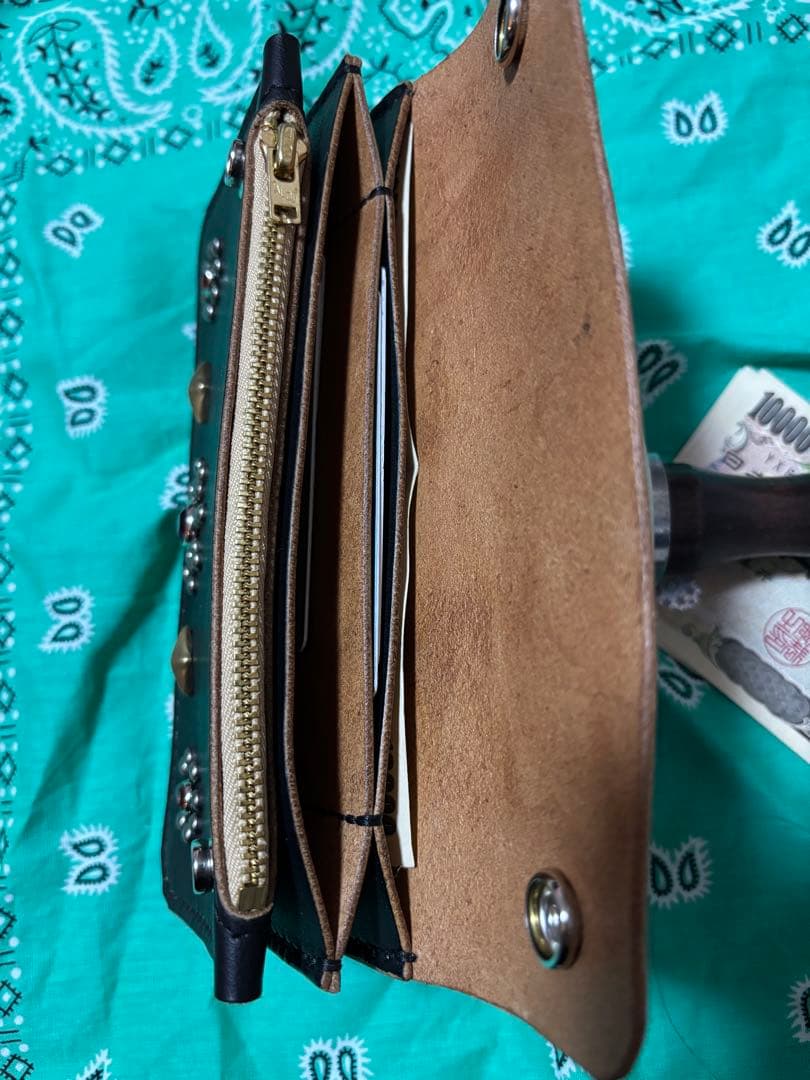 ロングトラッカーウォレット　三層　丘染め　ハンドメイド　スタッズ