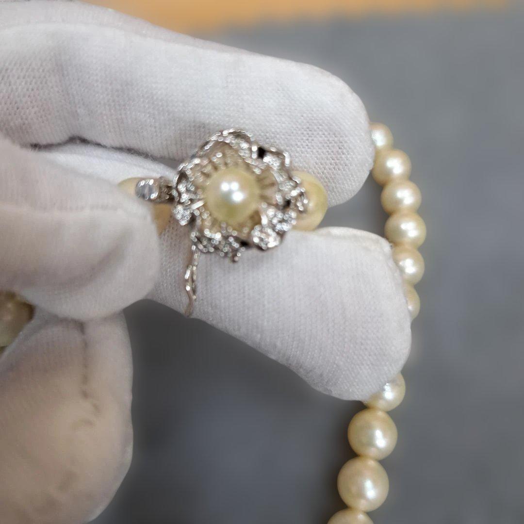 ホワイトパールネックレス