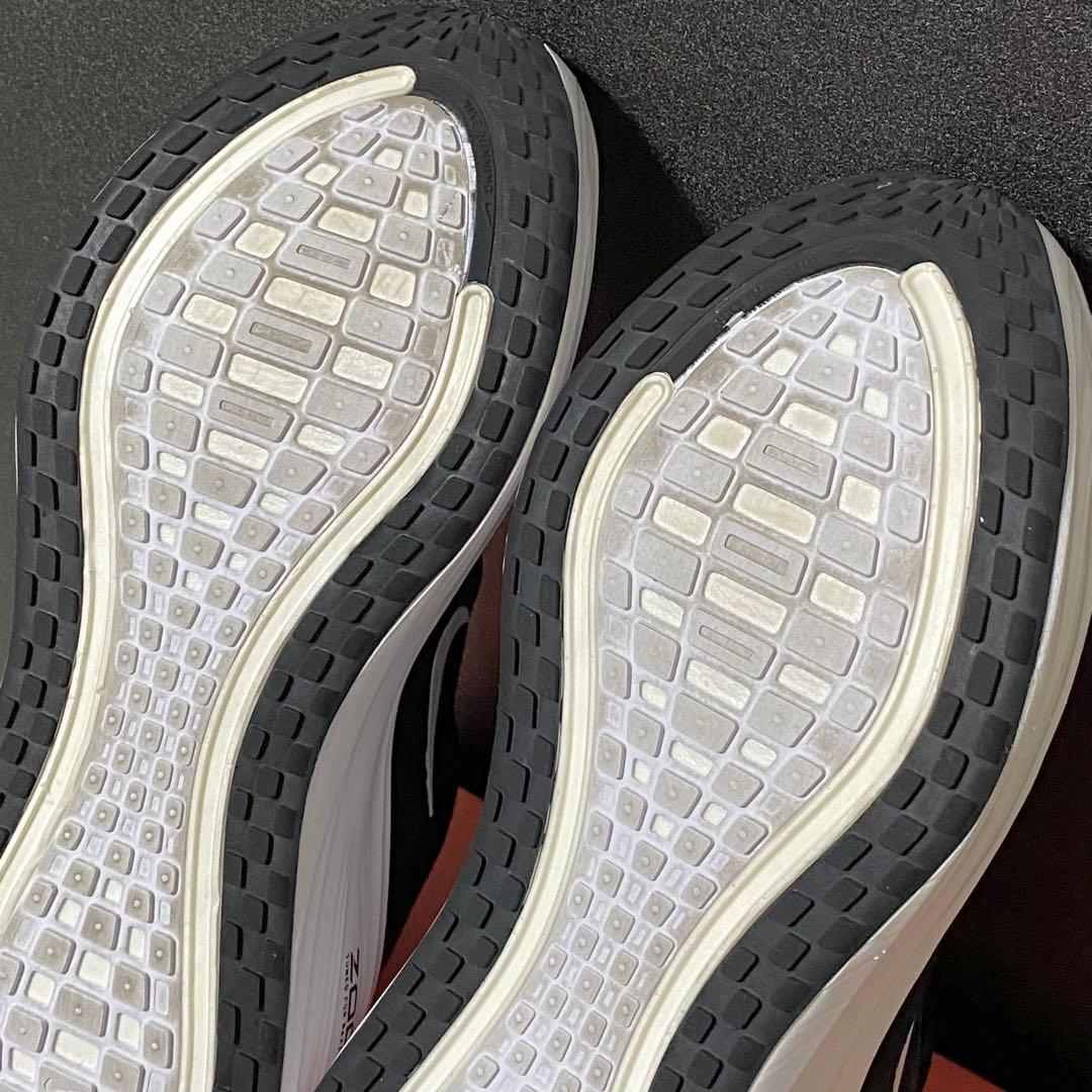 NIKE VOMERO PLUS 28.0cm（ナイキ ズームXボメロプラス）