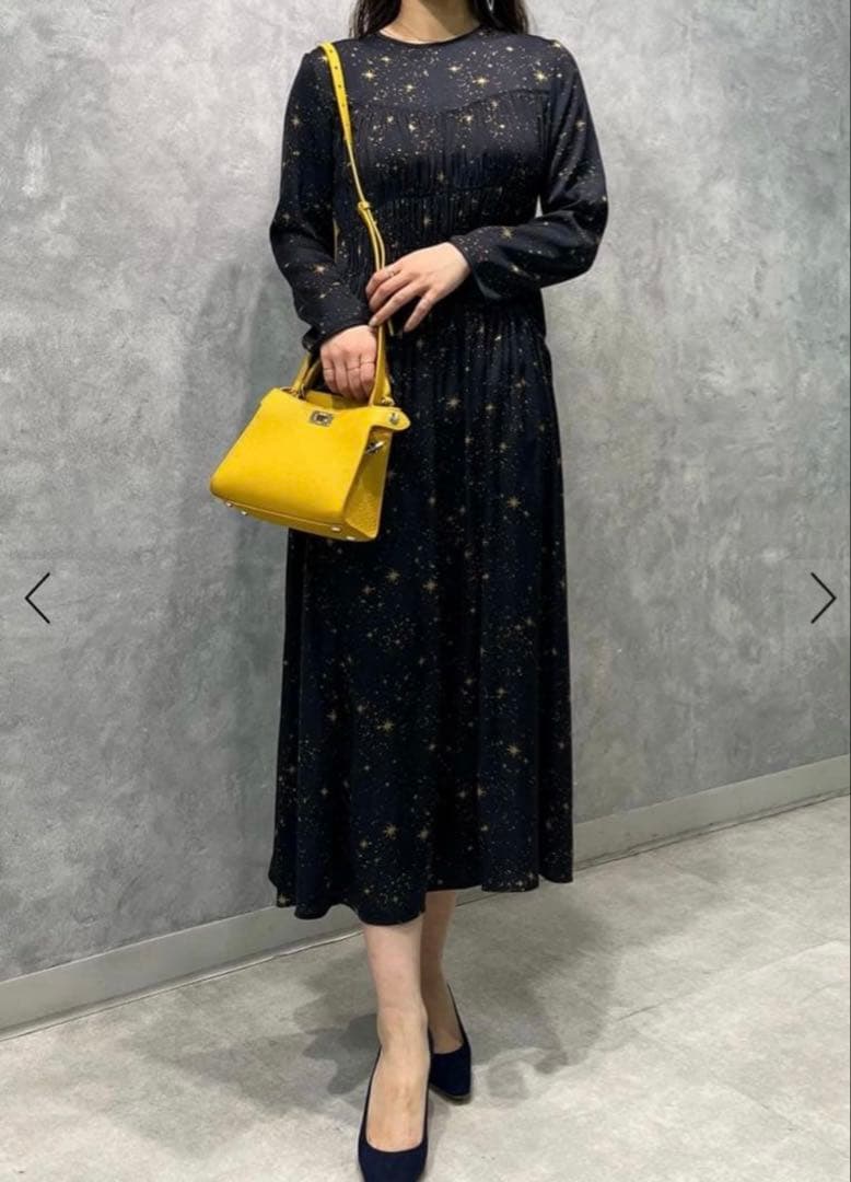 t*t様 未使用　最安値　トゥモローランド　ドレス ルミナスプリント ワンピース