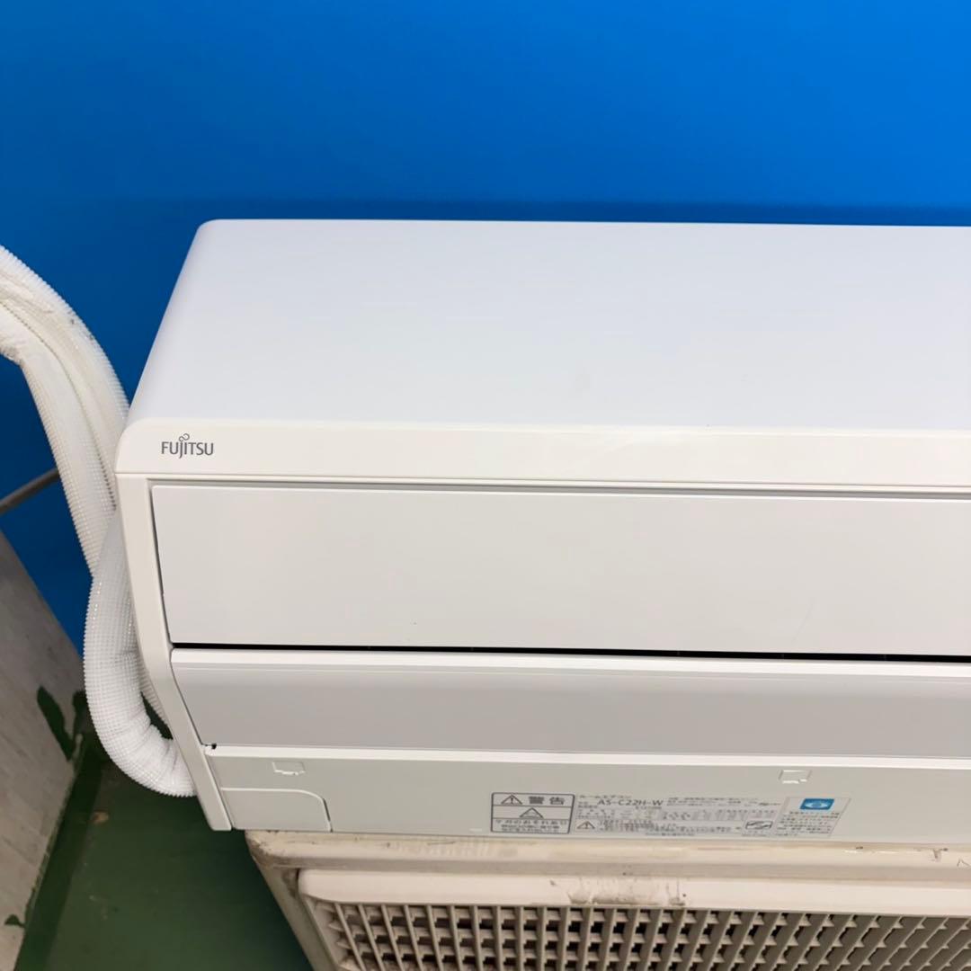 725 モデルルーム展示品　ルームエアコン　容量2.2kw 6畳〜8畳向け