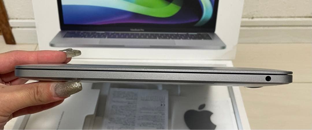 極美品！！MacBookPro M1チップ搭載 13インチ　グレー