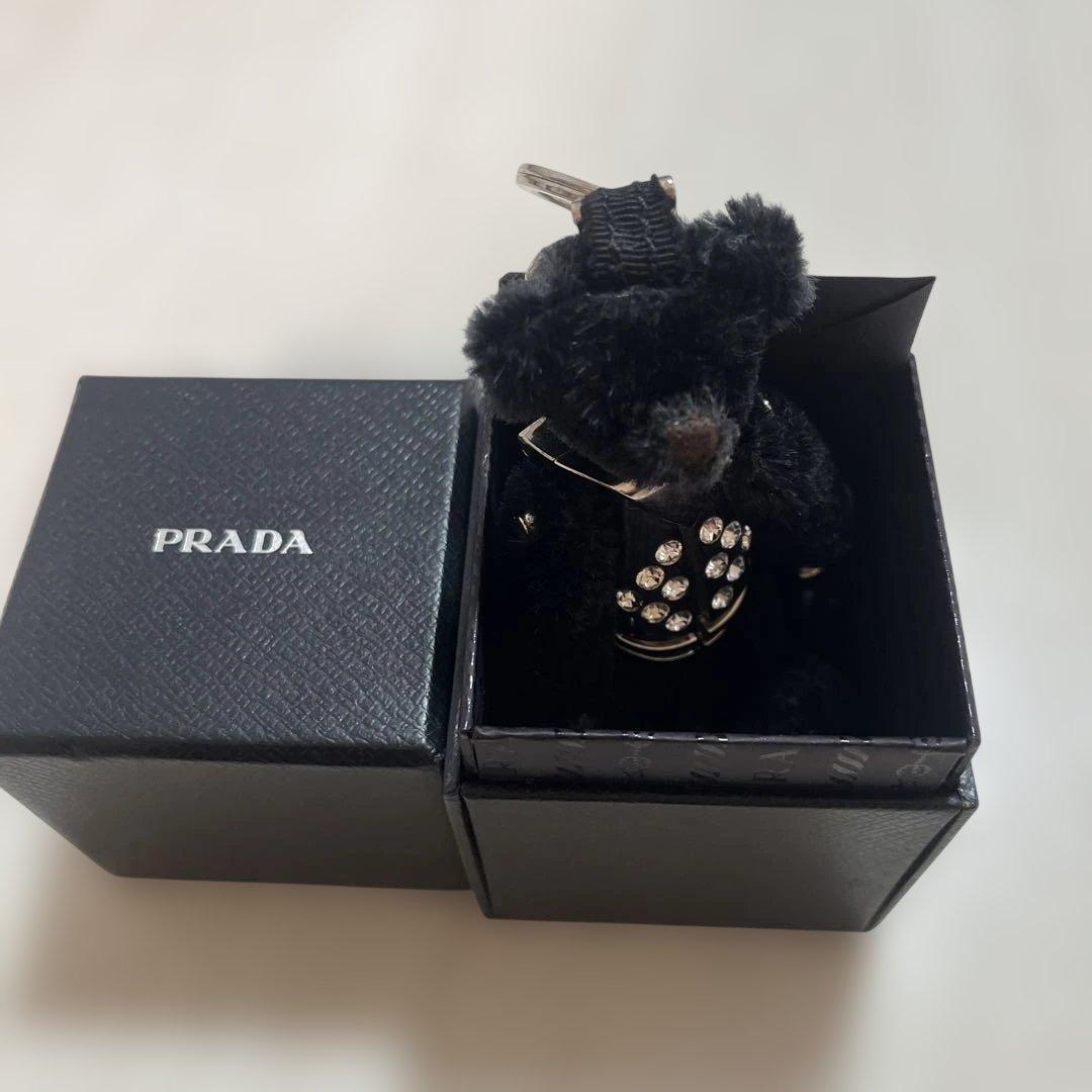 専用　　　　プラダ　ベアー　キーホルダー