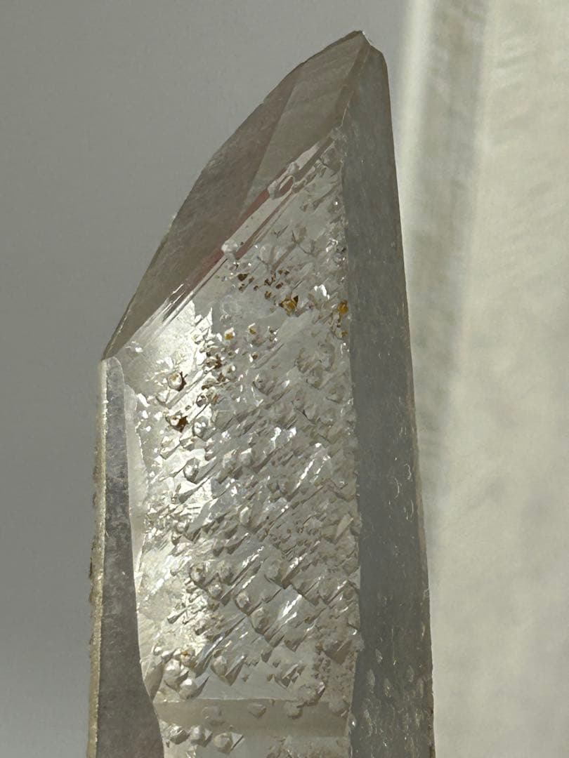 ディアマンティーナ産 スターブラリークォーツ 星屑を閉じ込めた高透明ポイント