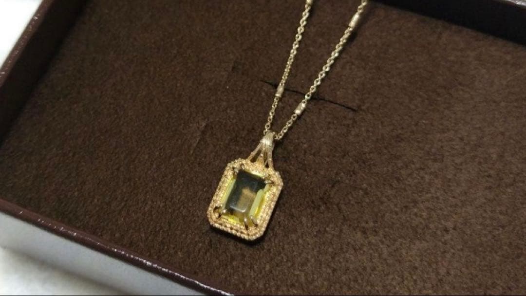 極美品！アガット青山限定K10ネックレスチャーム