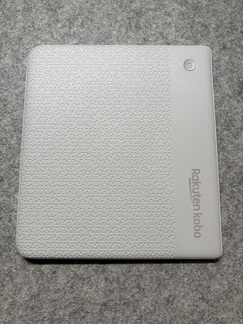 Kobo Libra Colour (ホワイト) ＋ 純正スリープカバーセット